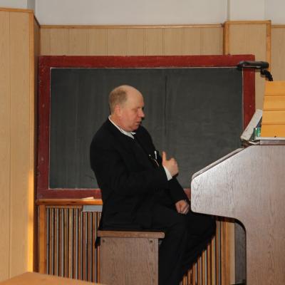 20 aprilie: Roman: Prima întâlnire din seria "Atelierul Muzical"