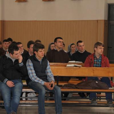 20 aprilie: Roman: Prima întâlnire din seria "Atelierul Muzical"
