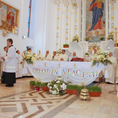 21 aprilie: Iugani: Jubileu de aur al pr. Anton Dancă