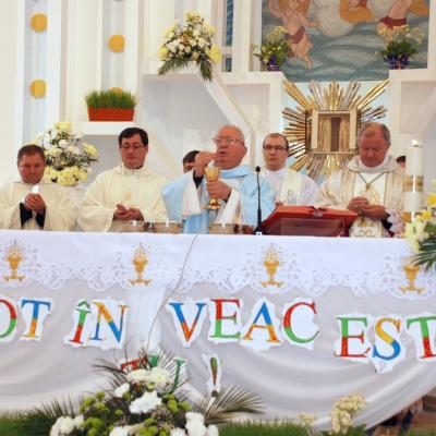 21 aprilie: Iugani: Jubileu de aur al pr. Anton Dancă