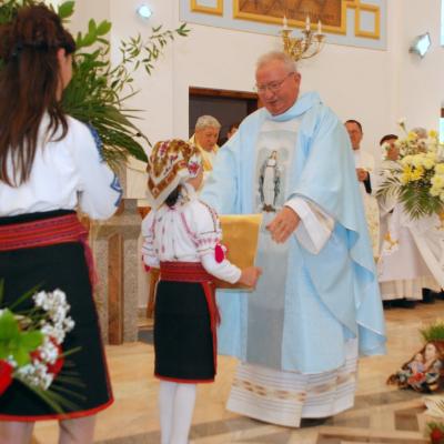 21 aprilie: Iugani: Jubileu de aur al pr. Anton Dancă