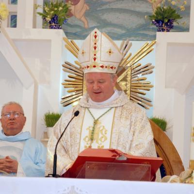 21 aprilie: Iugani: Jubileu de aur al pr. Anton Dancă