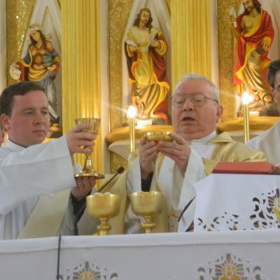 21 aprilie: Adjudeni: Pr. Anton Dancă la 50 de ani de Preoţie