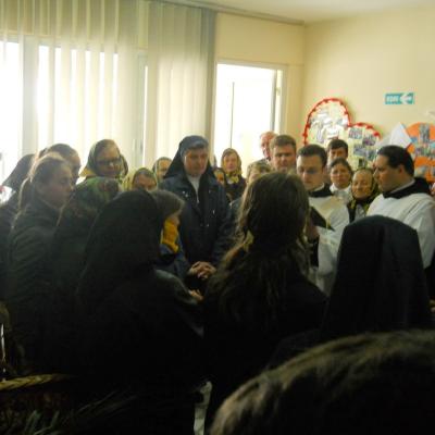 21 aprilie: Buruieneşti: Încheierea anului jubiliar dedicat Maicii Maria Roza Zangara