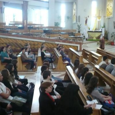 24 aprilie: Bacău: Un dar pentru copiii din Kenya