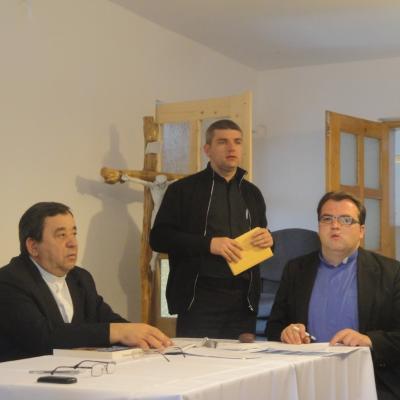 24 aprilie: Bacău: Şedinţa decanală