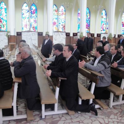 24 aprilie: Bacău: Şedinţa decanală