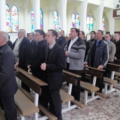 24 aprilie: Bacău: Şedinţa decanală