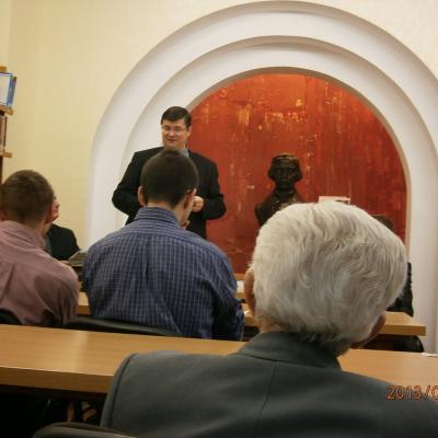 25 aprilie: Iaşi: Masă rotundă cu prezentarea volumului de documente "Acta camilliana"