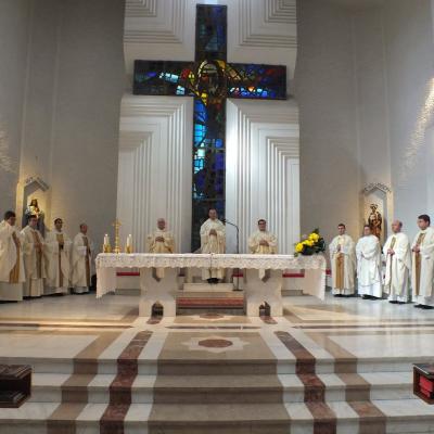 27 aprilie: Iaşi: Întâlnirea preoţilor profesori de la seminarul romaşcan şi de la cel ieşean