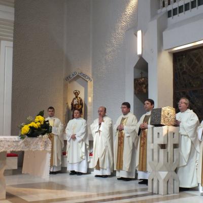 27 aprilie: Iaşi: Întâlnirea preoţilor profesori de la seminarul romaşcan şi de la cel ieşean