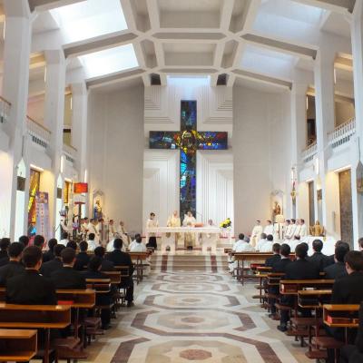 27 aprilie: Iaşi: Întâlnirea preoţilor profesori de la seminarul romaşcan şi de la cel ieşean