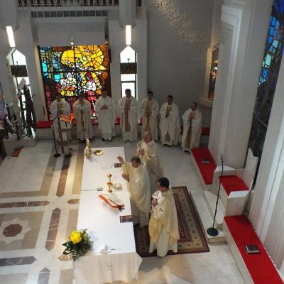 27 aprilie: Iaşi: Întâlnirea preoţilor profesori de la seminarul romaşcan şi de la cel ieşean