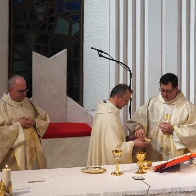27 aprilie: Iaşi: Întâlnirea preoţilor profesori de la seminarul romaşcan şi de la cel ieşean