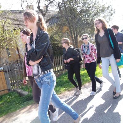 27 aprilie: Cacica: Pelerinajul absolvenţilor de liceu