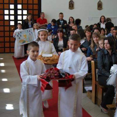 28 aprilie: Ladispoli: Prima Spovadă şi Prima Sfântă Împărtăşanie