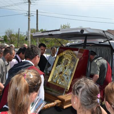 28 aprilie - 1 mai: Luncaşi: Icoana de la Cacica şi sfintele misiuni