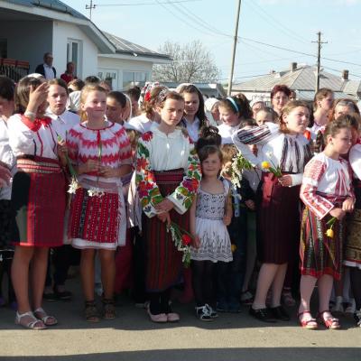 28 aprilie - 1 mai: Luncaşi: Icoana de la Cacica şi sfintele misiuni