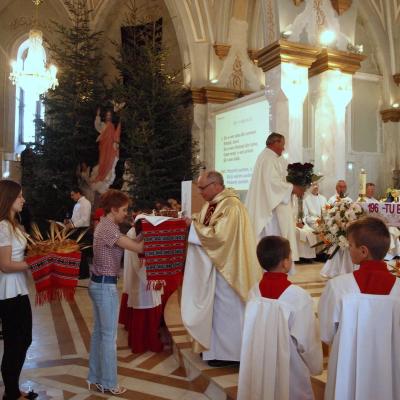 28 aprilie: Oituz: Cinci decenii de slujire preoţească