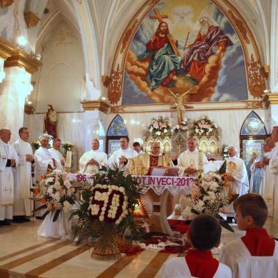 28 aprilie: Oituz: Cinci decenii de slujire preoţească