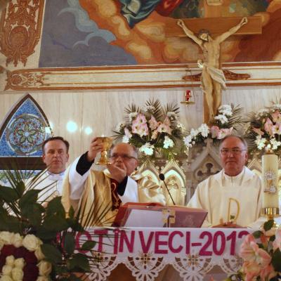 28 aprilie: Oituz: Cinci decenii de slujire preoţească