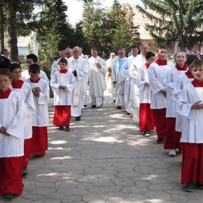 28 aprilie: Oituz: Cinci decenii de slujire preoţească