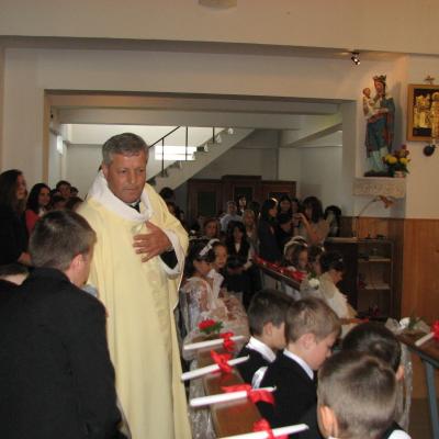 28 aprilie: Cleja "Sfântul Francisc de Assisi": Prima Sfânta Împartasanie
