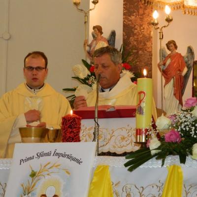 28 aprilie: Cleja "Sfântul Francisc de Assisi": Prima Sfânta Împartasanie