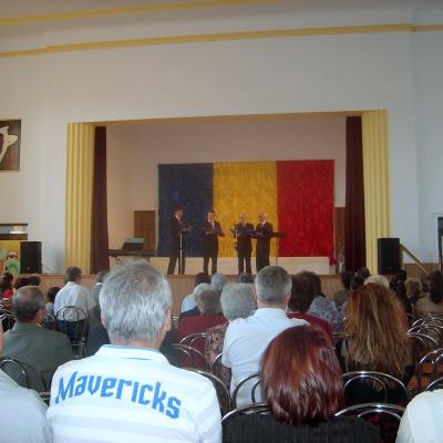 28 aprilie: Comăneşte: Concert de muzică sacră