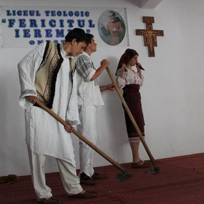 8-9 mai: Oneşti: Zilele Liceului Teologic "Fericitul Ieremia"
