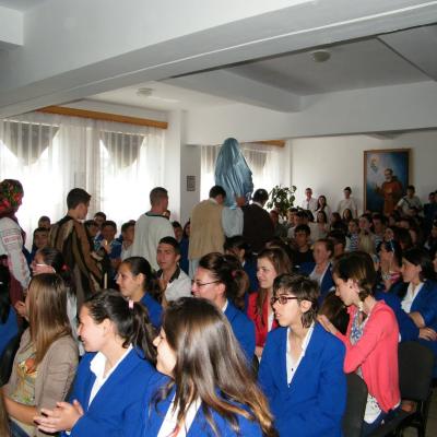 8-9 mai: Oneşti: Zilele Liceului Teologic "Fericitul Ieremia"