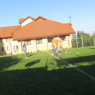 8 mai: Iaşi: Finala campionatului Cupa "Prietenia"