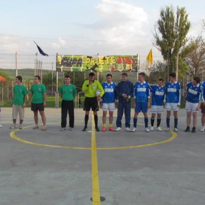 8 mai: Iaşi: Finala campionatului Cupa "Prietenia"