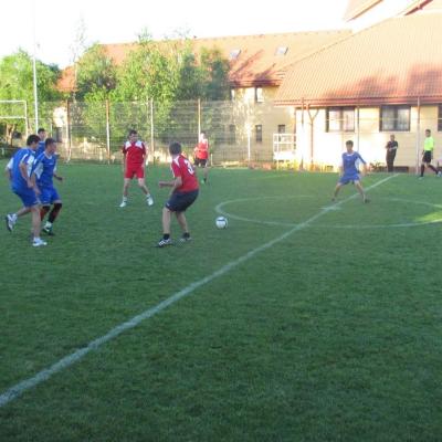 8 mai: Iaşi: Finala campionatului Cupa "Prietenia"