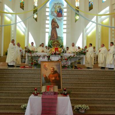 11-12 mai: Bacău: Hramul comunităţii "Fericitul Ieremia"