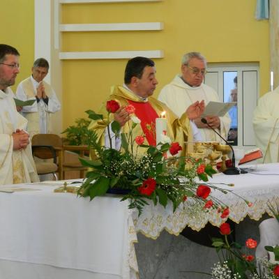 11-12 mai: Bacău: Hramul comunităţii "Fericitul Ieremia"