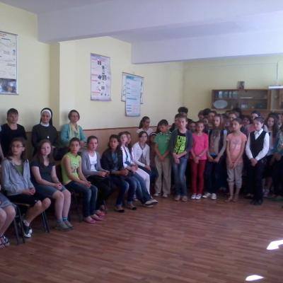 11 mai: Bacău: Olimpiada de religie, faza diecezană