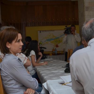 11 mai: Bacău: Simpozion pentru operatorii mass-media