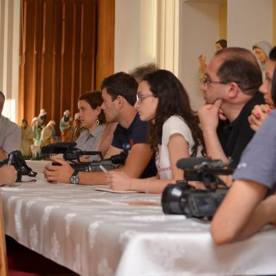11 mai: Bacău: Simpozion pentru operatorii mass-media