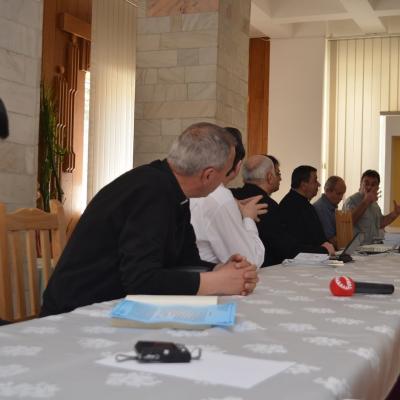 11 mai: Bacău: Simpozion pentru operatorii mass-media