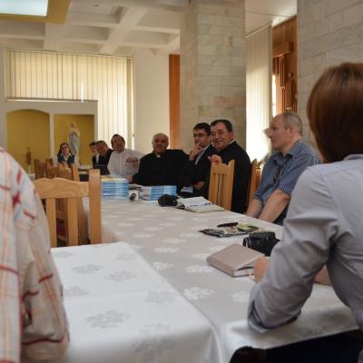 11 mai: Bacău: Simpozion pentru operatorii mass-media