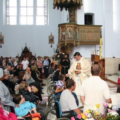 11 mai: Cacica: Pelerinajul cu ocazia Zilei Bolnavului