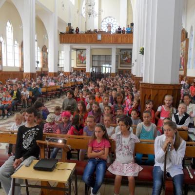 12 mai: Gioseni: Un dar pentru copiii din Kenya