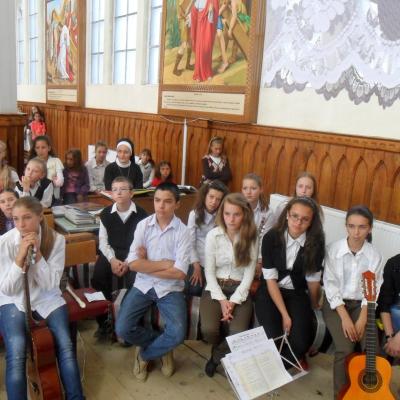 12 mai: Gioseni: Un dar pentru copiii din Kenya