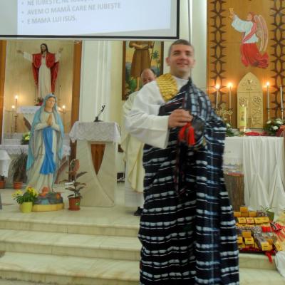 12 mai: Gioseni: Un dar pentru copiii din Kenya