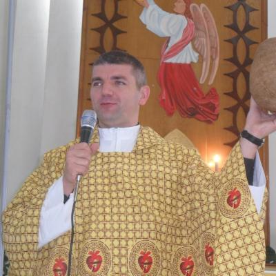 12 mai: Gioseni: Un dar pentru copiii din Kenya