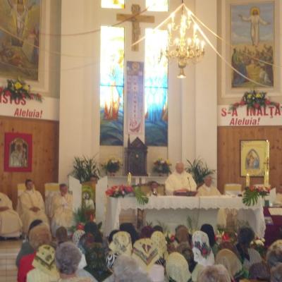 12 mai: Moineşti: Hramul Parohiei "Înălţarea Domnului"