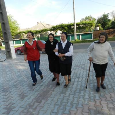 13 mai: Iugani: Ziua Bolnavului