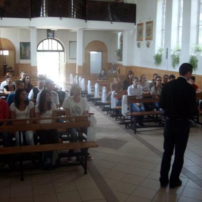 19-22 mai: Comăneşti: Peregrinatio Mariae 19 mai: Pordenone (IT): Sărbătoarea popoarelor