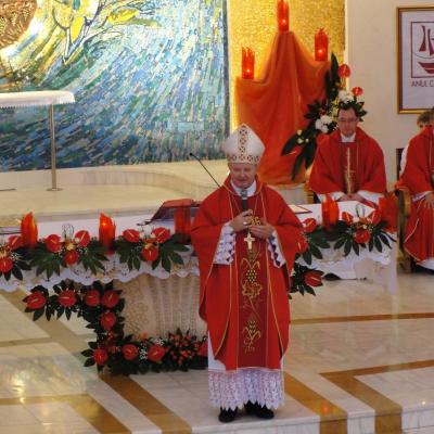 19 mai: Iaşi: Administrarea Mirului în Parohia Iaşi "Adormirea Maicii Domnului"